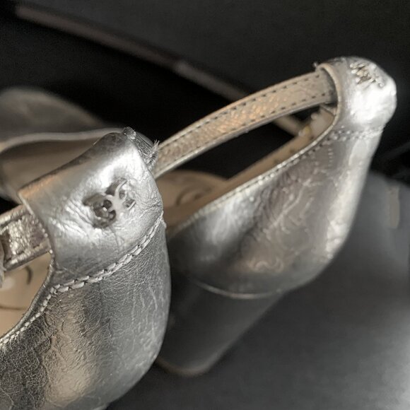 Sam Edelman Women's "Yaro" Silver Heeled Sandal Size: 10M - Picture 9 of 11